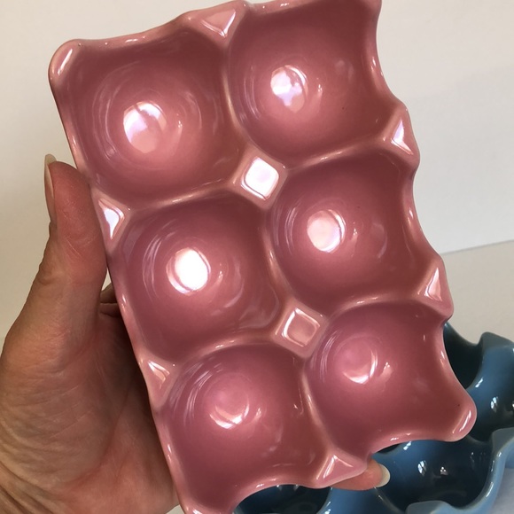 Ceramic Pink And Blue Egg Carton Holders - Picture 5 of 11
